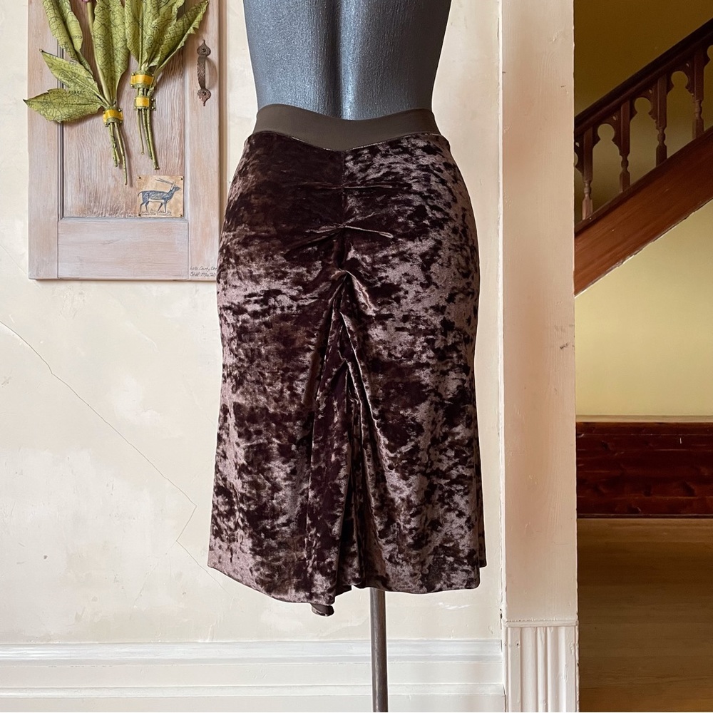 Poema Lux Handmade Crushed Velvet Ruched Tail Skirt